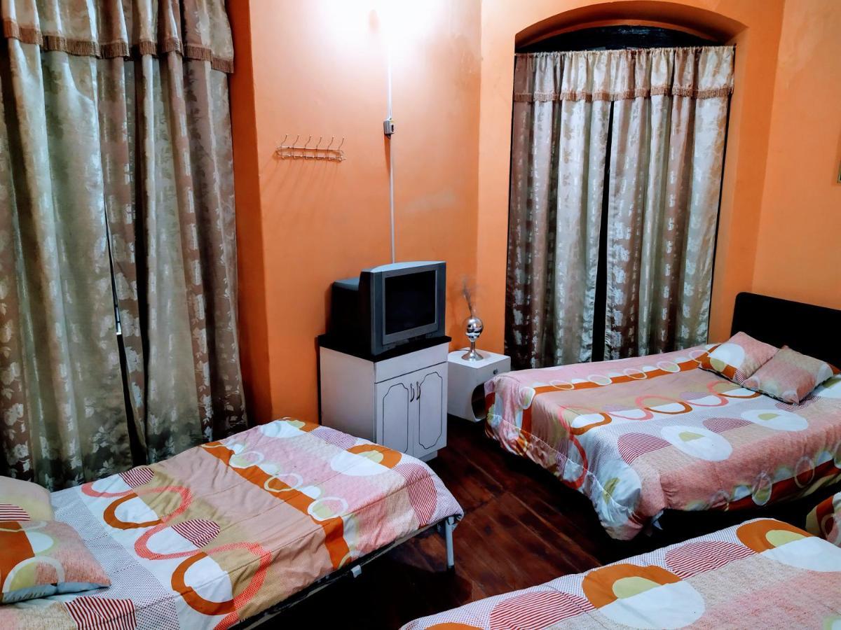 Hostal Latitud Ecuem Quito Luaran gambar