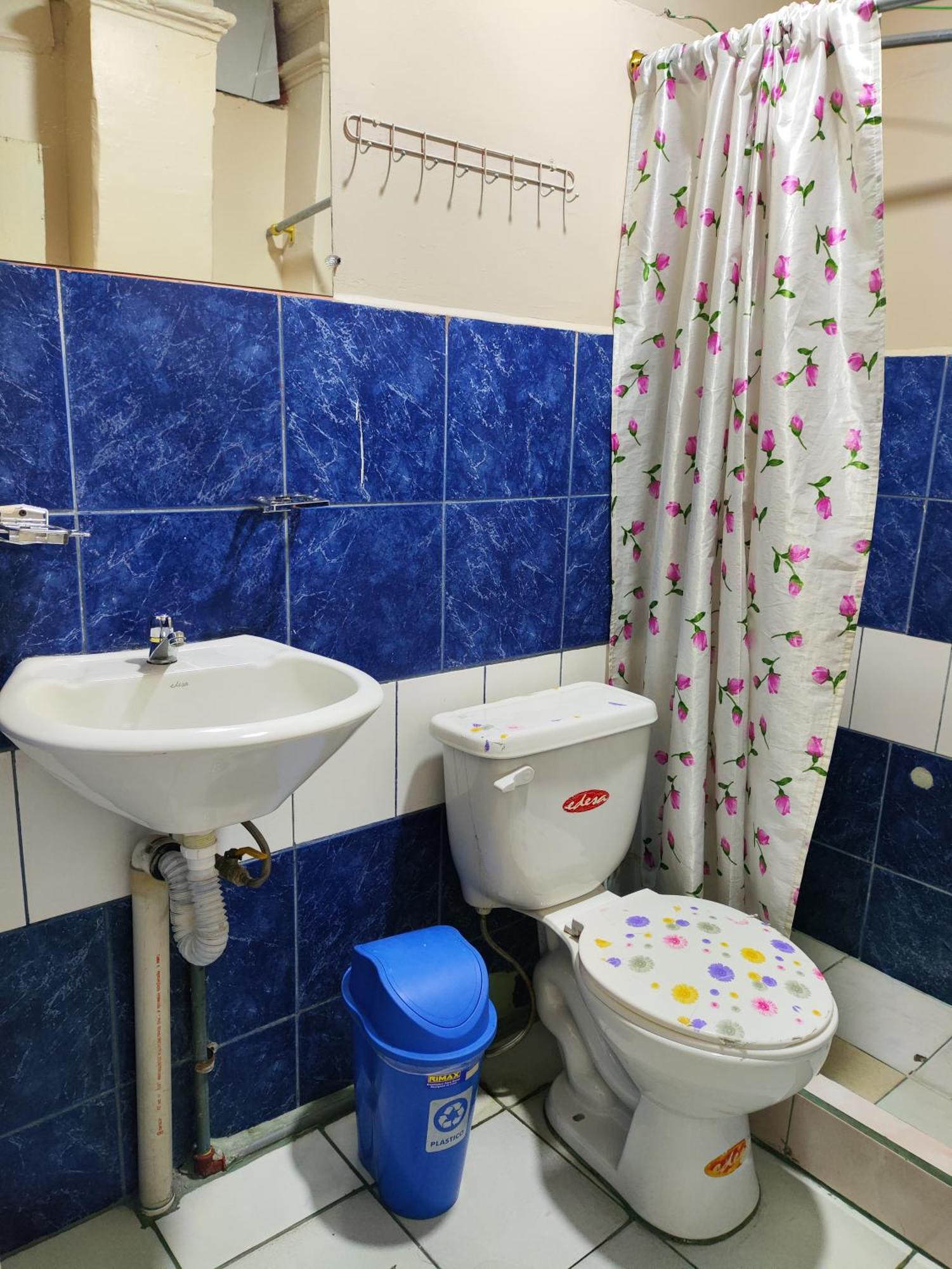 Hostal Latitud Ecuem Quito Luaran gambar